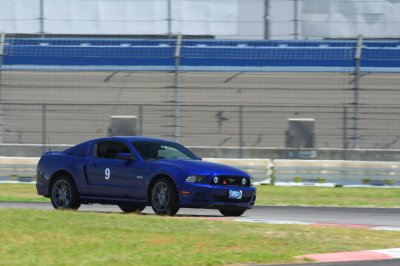 Aug-10-2013-SpeedVentures 4-White Turn 9 NIC_9370-08-10.jpg