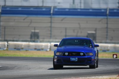 Aug-10-2013-SpeedVentures 4-White Turn 9 NIC_9486-08-10.jpg